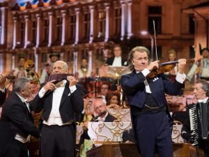 Gheorghe Zamfir si Andre Rieu.jpg