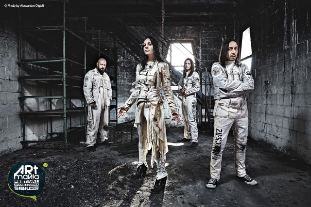 Lacuna Coil 4.jpg Lacuna Coil 4.jpg