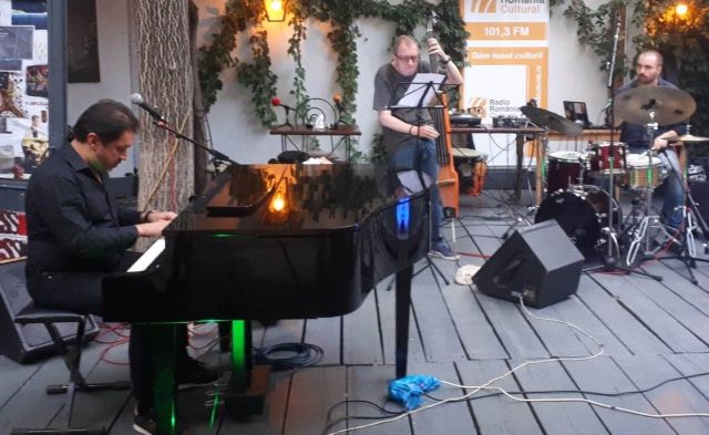 Marius Vernescu Trio 2020.jpg Marius Vernescu Trio 2020.jpg