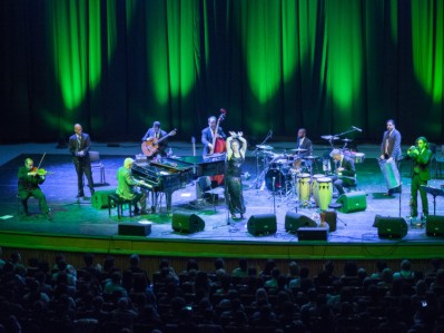 Pink Martini 2013 1.jpg