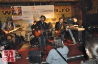 club_luni la teatru